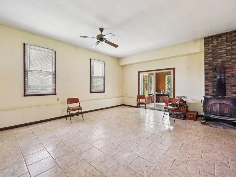 12459 Saylor Road NW, Baltimore, OH 43105 Photo 5