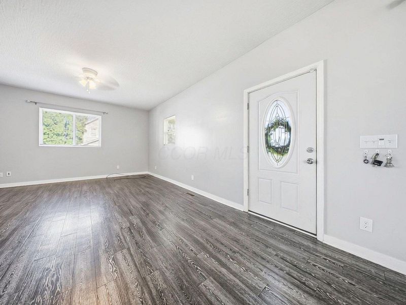 433 S Wayne Avenue , Columbus, OH 43204 Photo 4