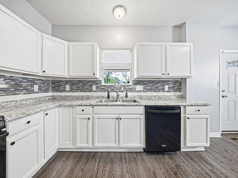 433 S Wayne Avenue , Columbus, OH 43204 Photo 8