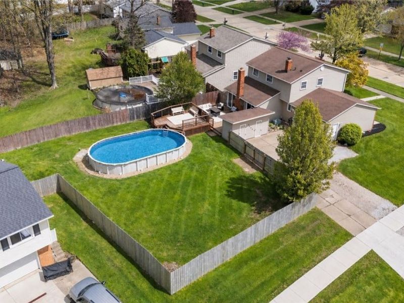 5660 Marine Parkway, Mentor on the Lake, OH 44060 Photo 2