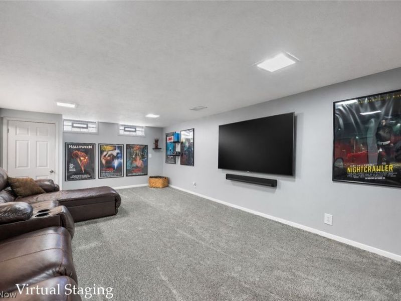 5660 Marine Parkway, Mentor on the Lake, OH 44060 Photo 21