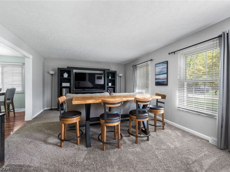 5660 Marine Parkway , Mentor on the Lake, OH 44060 Photo 5