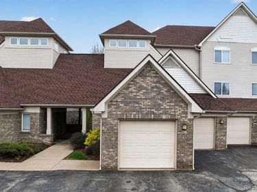 863 Amanda Lane, Pontiac, MI 48340