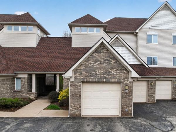 863 Amanda Lane, Pontiac, MI 48340