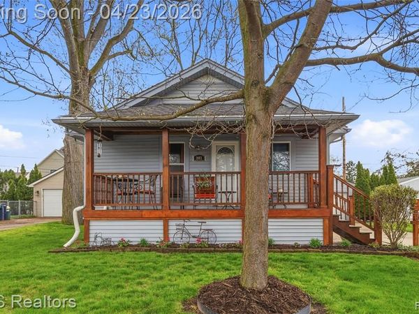 907 Batavia Avenue, Royal Oak, MI 48067