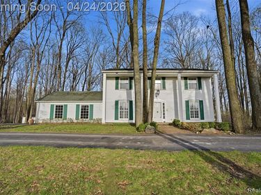 6808 Salem Road, Salem Twp, MI 48170