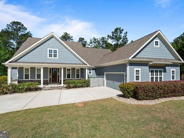 115 Crescent Creek Drive, Fayetteville, GA 30215