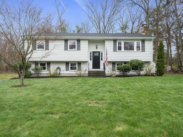 5 Samson Rd, Foxboro, MA 02035