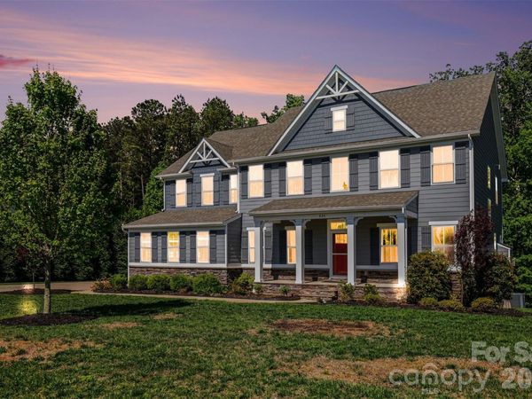 824 Abbeywood Drive , Waxhaw, NC 28173