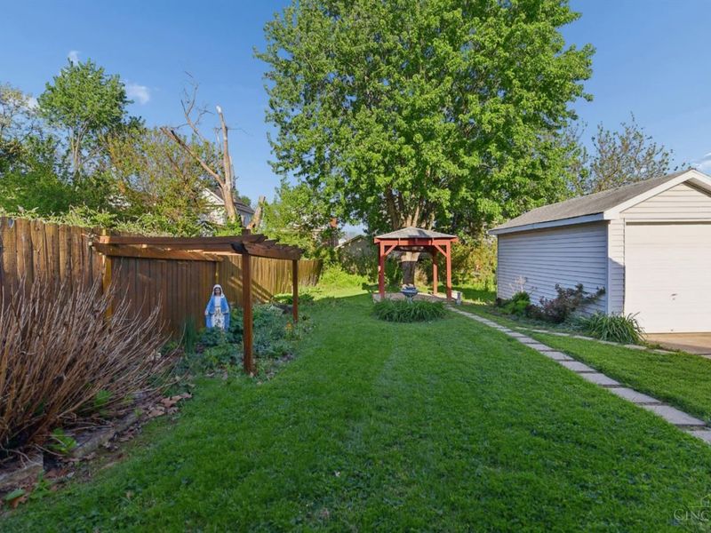 3939 Davis Avenue, Cheviot, OH 45211 Photo 17