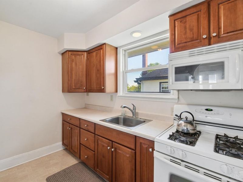 3939 Davis Avenue, Cheviot, OH 45211 Photo 6