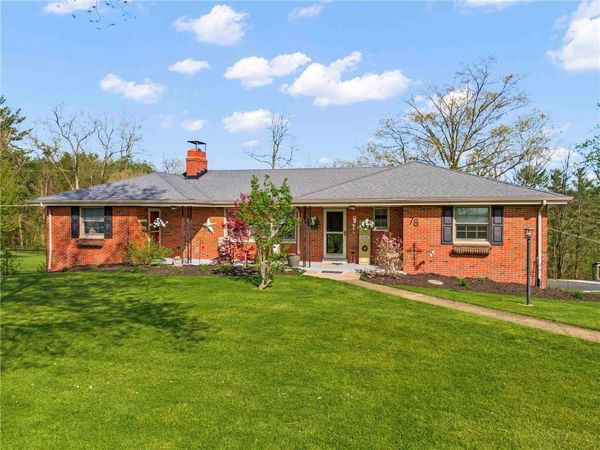 78 Conklin Rd , Washington, PA 15301