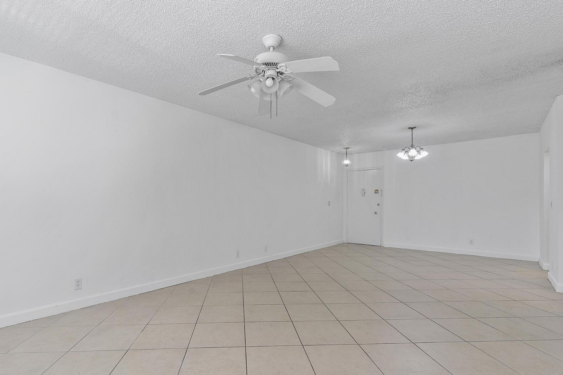 5700 NE 22nd Way, Unit 323, Fort Lauderdale, FL 33308 Photo
