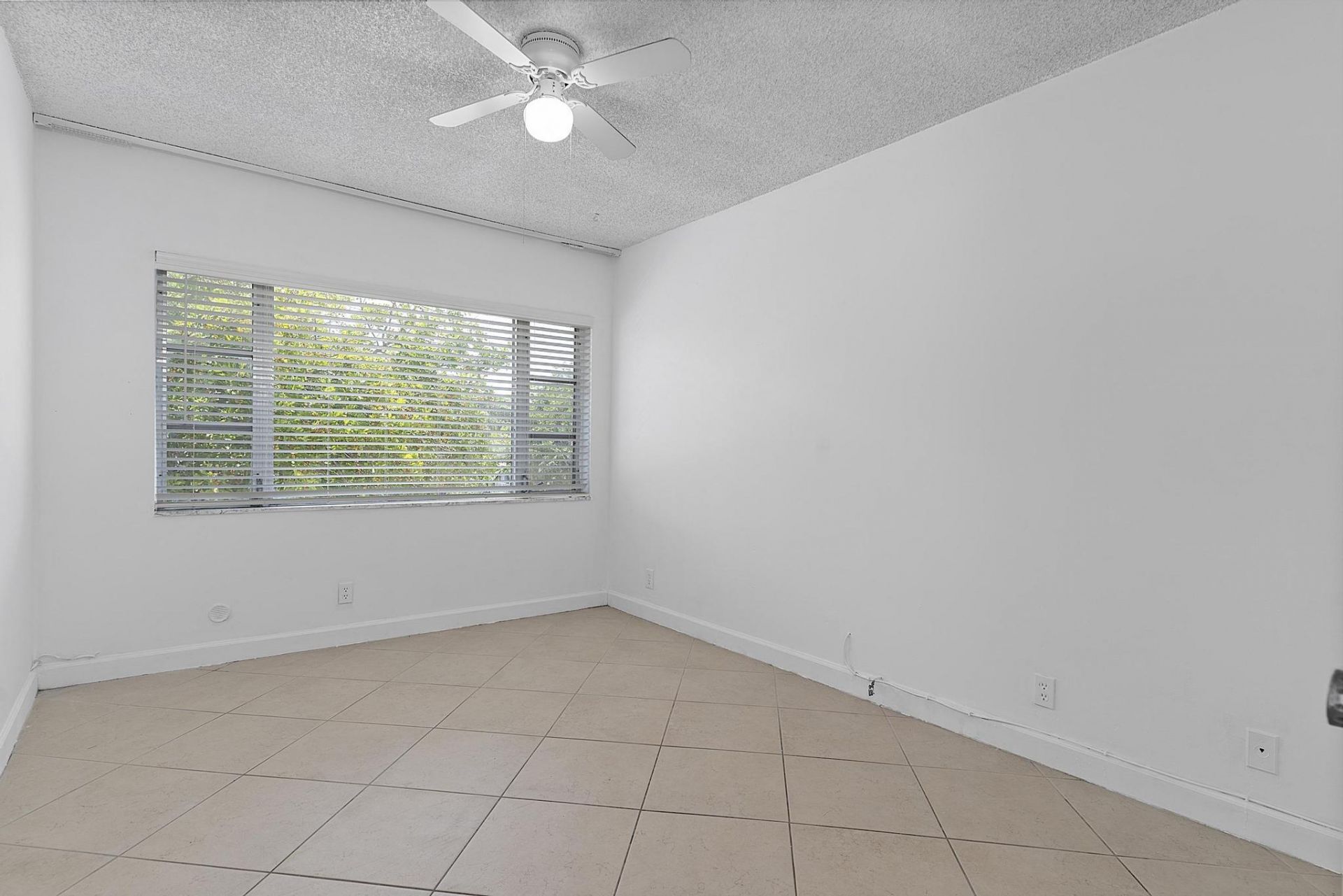 5700 NE 22nd Way, Unit 323, Fort Lauderdale, FL 33308 Photo