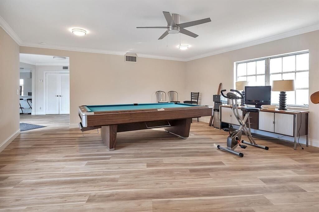 5700 NE 22nd Way, Unit 323, Fort Lauderdale, FL 33308 Photo