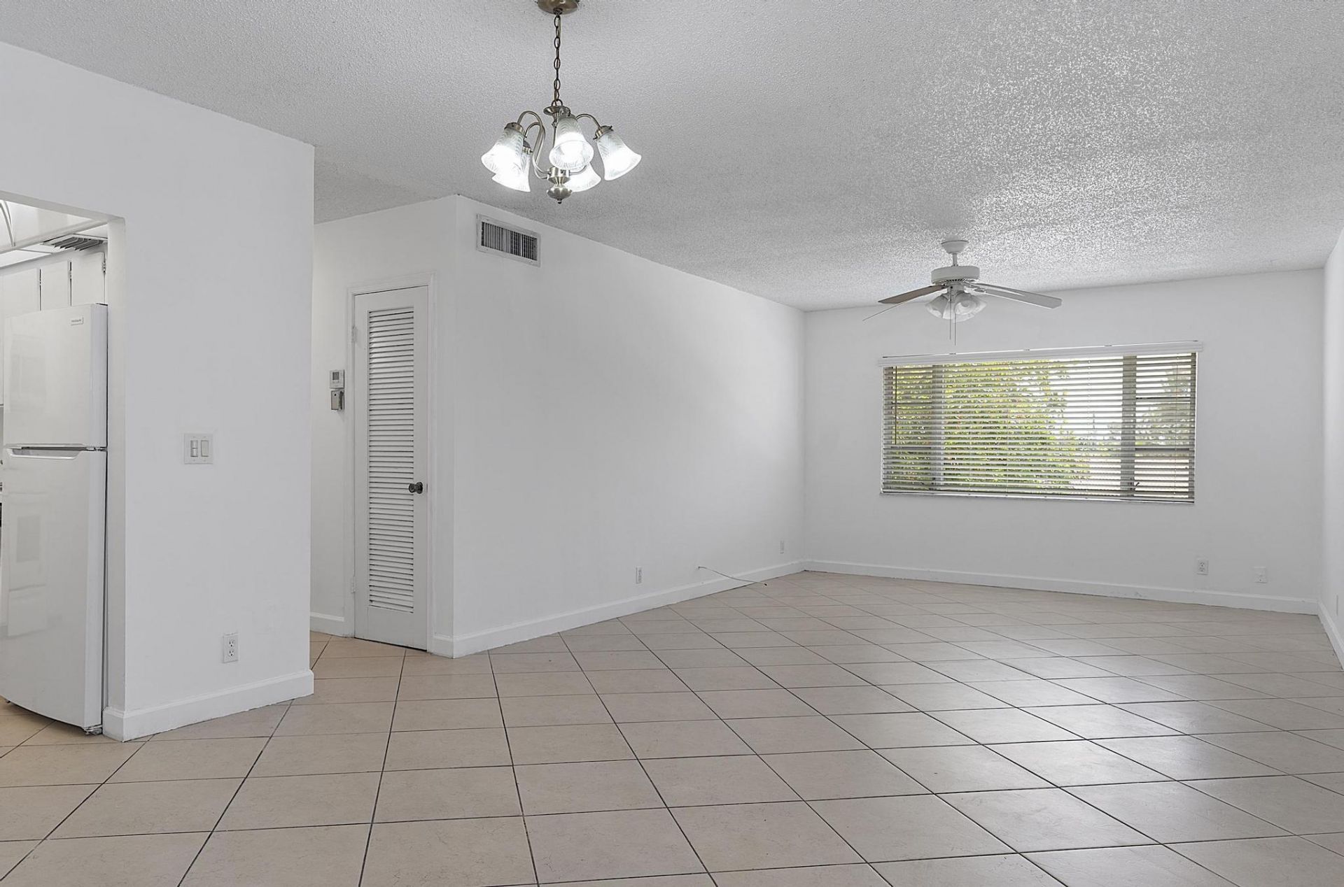 5700 NE 22nd Way, Unit 323, Fort Lauderdale, FL 33308 Photo