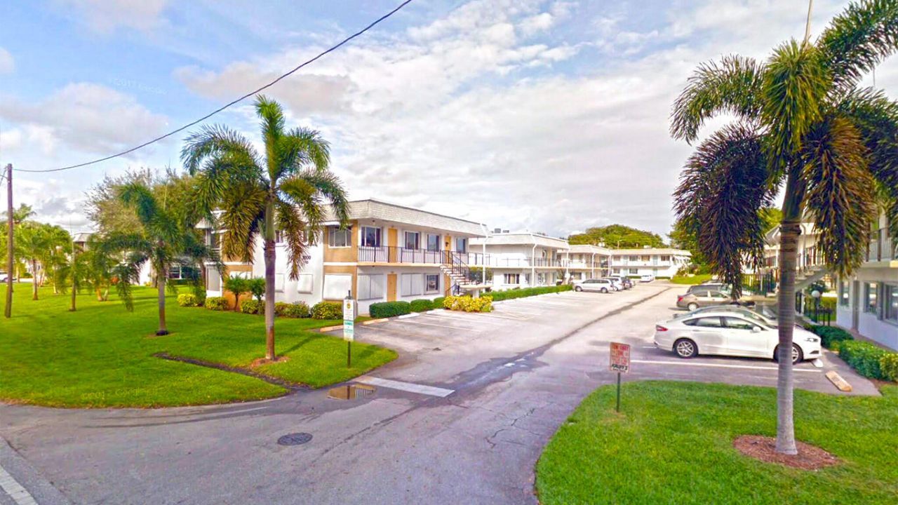 2840 Cynthia Lane, Unit 101, Lake Worth Beach, FL 33461 Photo