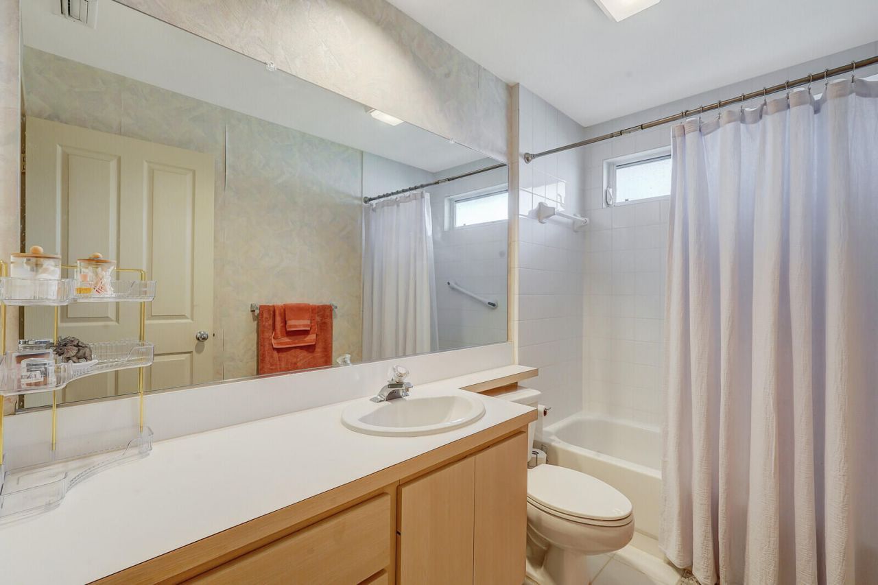 10102 Chapman Oak Court, Palm Beach Gardens, FL 33410 Photo