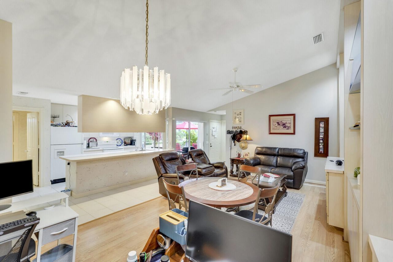 10102 Chapman Oak Court, Palm Beach Gardens, FL 33410 Photo