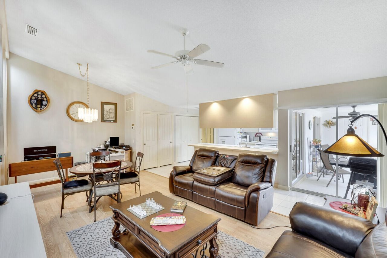 10102 Chapman Oak Court, Palm Beach Gardens, FL 33410 Photo