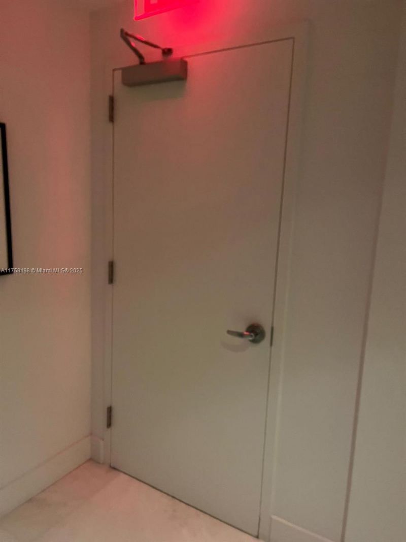 1 Collins Ave, Unit 602, Miami Beach, FL 33139 Photo