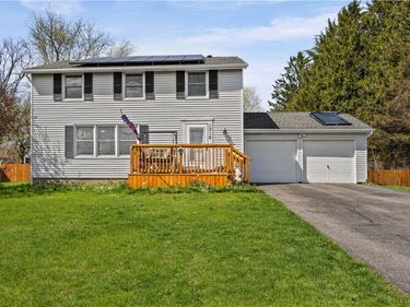 1318 State Road , Webster, NY 14580