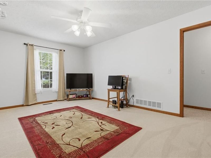 519 Heather Woods Drive, Elyria, OH 44035 Photo 36