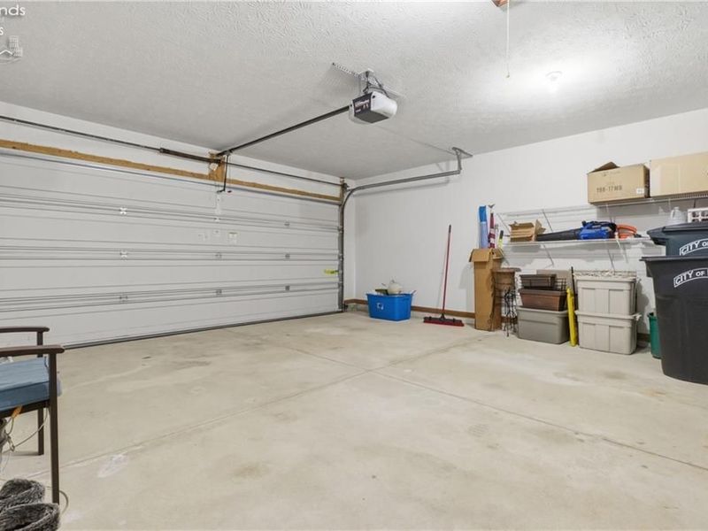 519 Heather Woods Drive, Elyria, OH 44035 Photo 42