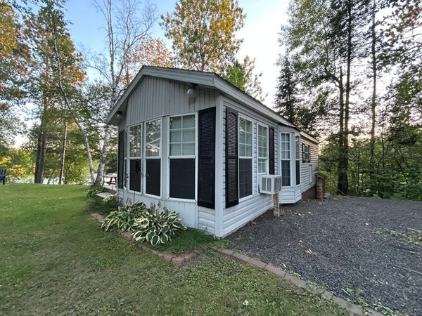 6158 W Bay Rd. , Makinen, MN 55763