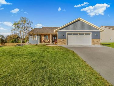 1021 13th Avenue NE, Saint Joseph, MN 56374