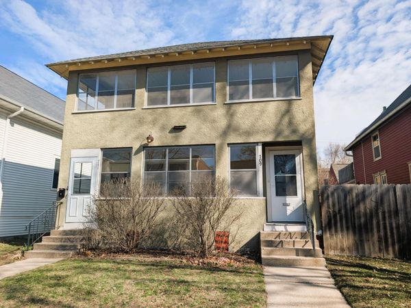 709 Hague Avenue, Saint Paul, MN 55104