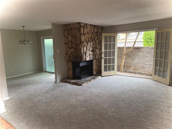 8560 Park Lane , #127 Unit , Dallas, TX 75231