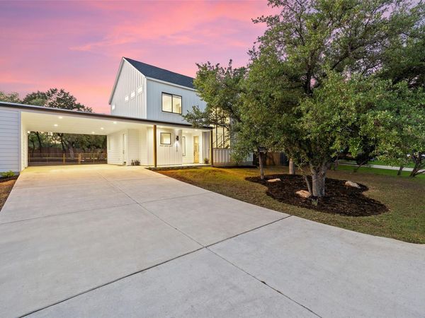 22218 Briarcliff DR , Spicewood, TX 78669