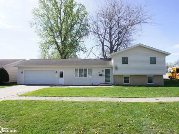 1204 Nancy Lane, Webster City, IA 50595