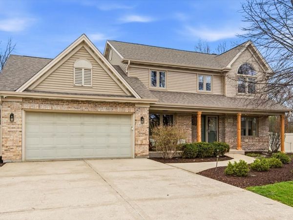 334 E MCKENNA Court , Elmhurst, IL 60126