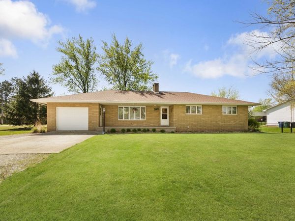 201 Cedar Lane , Minonk, IL 61760