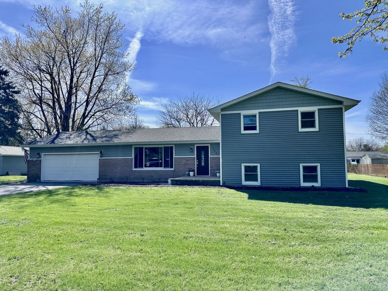 306 N 6th Street , Malta, IL 60150