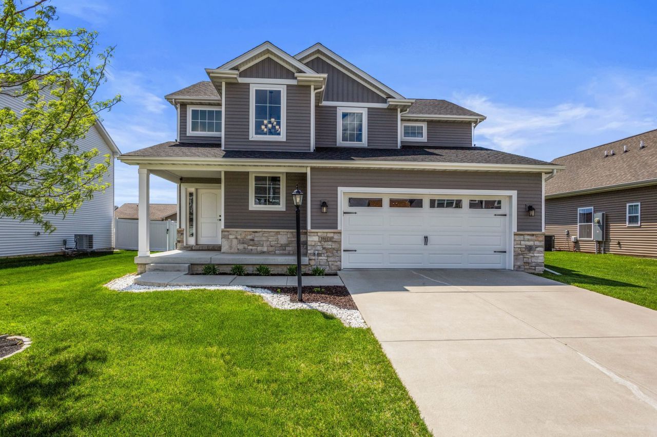 3911 Obsidian Drive , Champaign, IL 61822