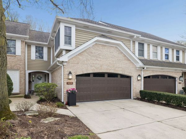 11133 Indian Woods Drive , Indian Head Park, IL 60525