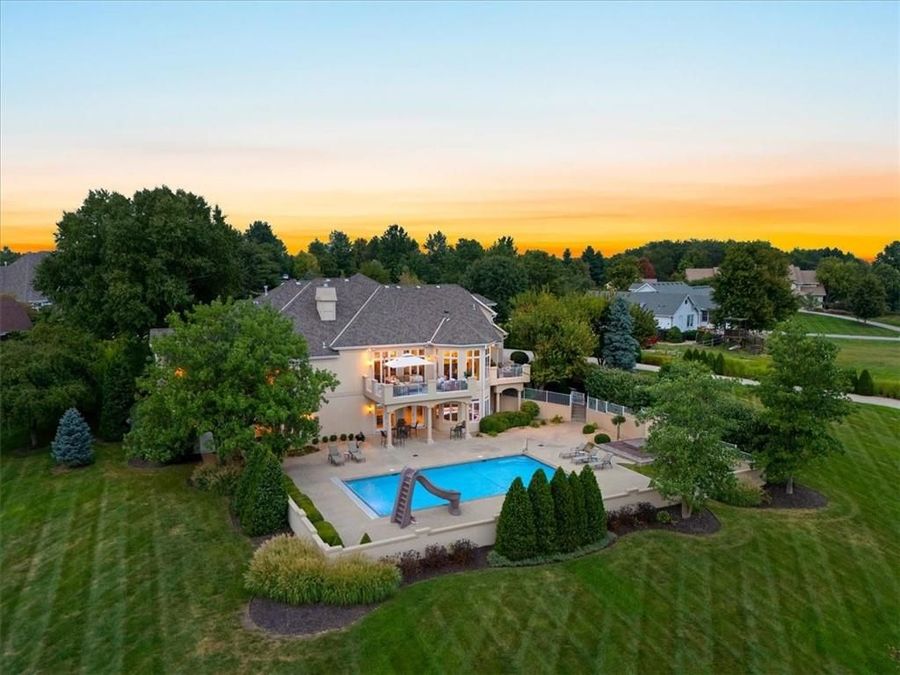 Property Image 37