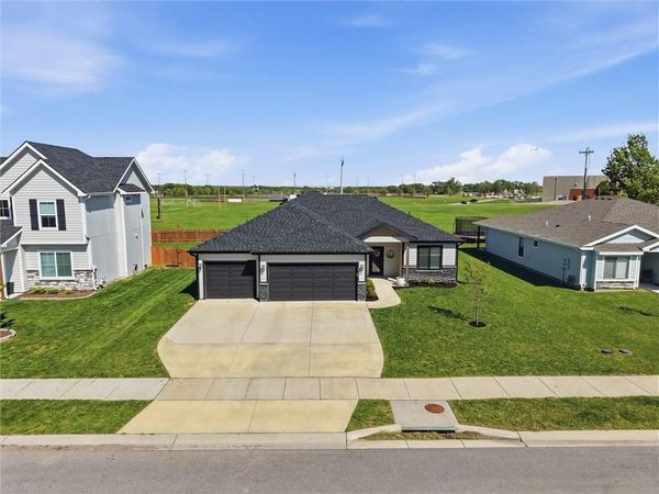 2532 Elm Street, Eudora, KS 66025