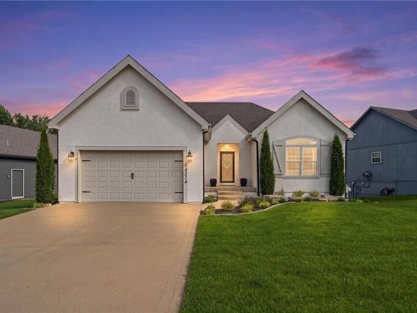 14214 W 155th Street, Olathe, KS 66062