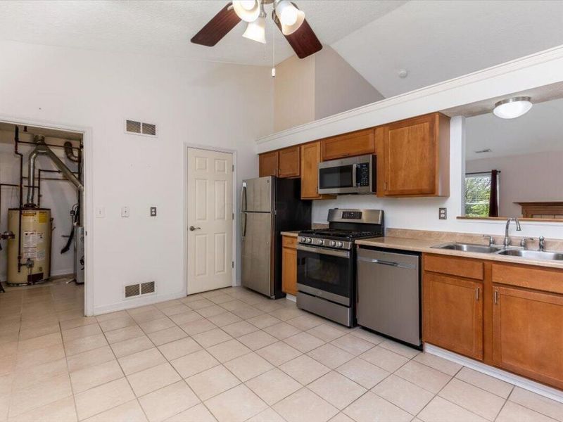 6639 Fallon Lane , Canal Winchester, OH 43110 Photo 10