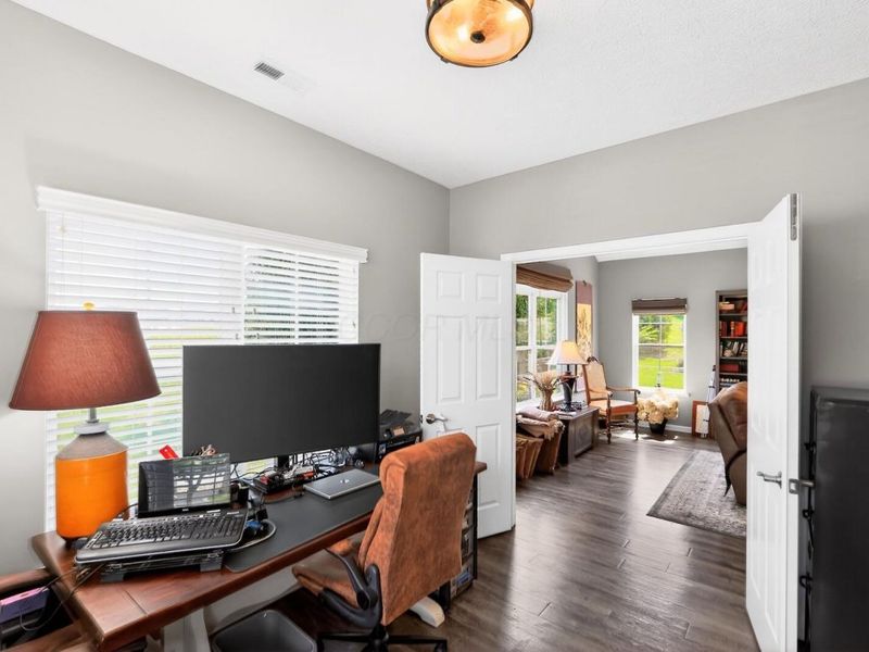 102 Colonial Woods Drive , Mount Vernon, OH 43050 Photo 19