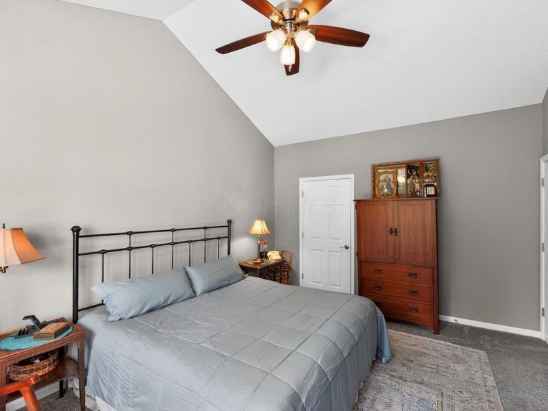 102 Colonial Woods Drive , Mount Vernon, OH 43050 Photo 22