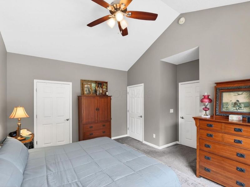 102 Colonial Woods Drive , Mount Vernon, OH 43050 Photo 23