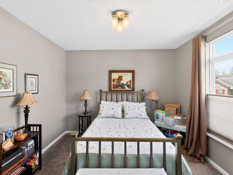 102 Colonial Woods Drive , Mount Vernon, OH 43050 Photo 27