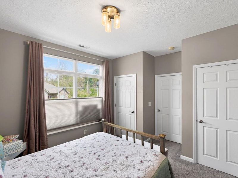 102 Colonial Woods Drive , Mount Vernon, OH 43050 Photo 28