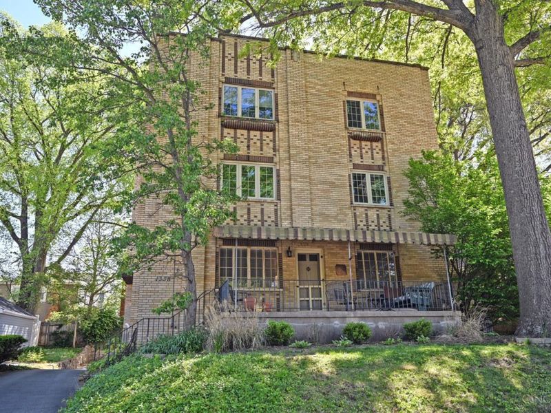 1338 Paxton Avenue, Unit 3, Cincinnati, OH 45208 Photo 2