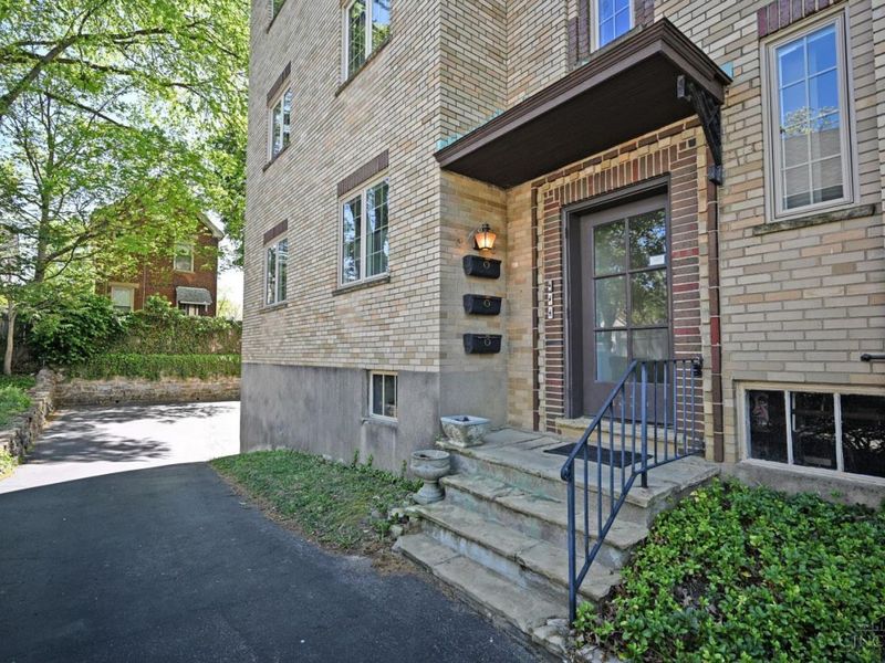1338 Paxton Avenue, Unit 3, Cincinnati, OH 45208 Photo 3